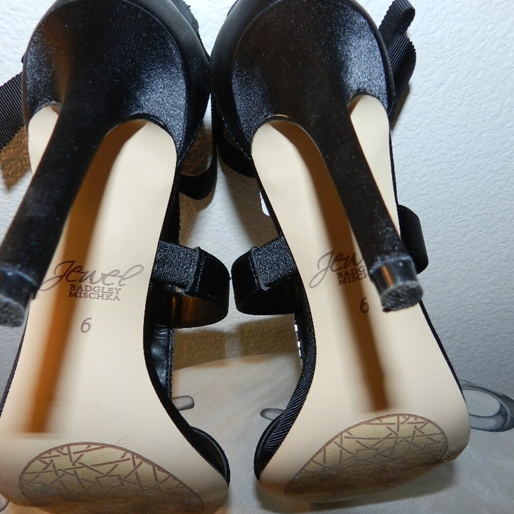Jewel by Badgley Mischka Henderson Heels Black Satin Size 6 Crystal Rhinestone - Picture 15 of 16
